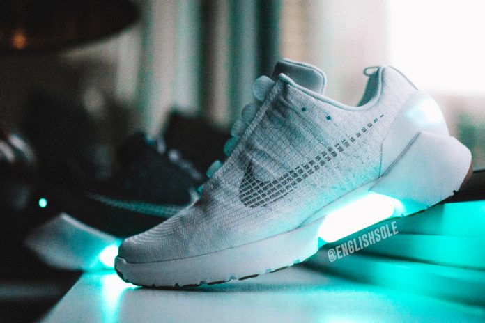 nike hyperadapt 1.0 white pure platinum