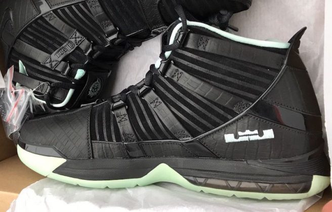 lebron glow in dark