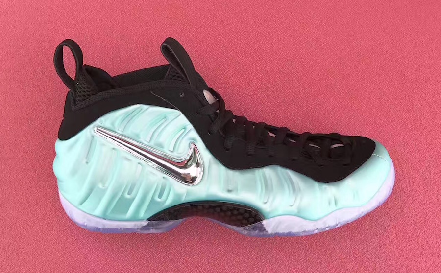 Nike Air Foamposite Pro Island Green Color: Island Green/Metallic Platinum Style Code: 624041-303 Release Date: July 2017 Price: $230