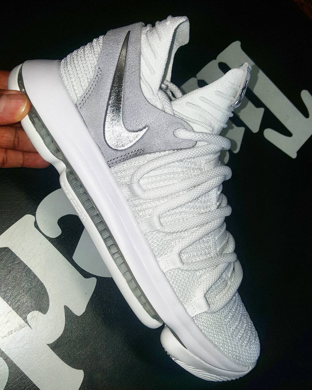 kevin durant shoes white