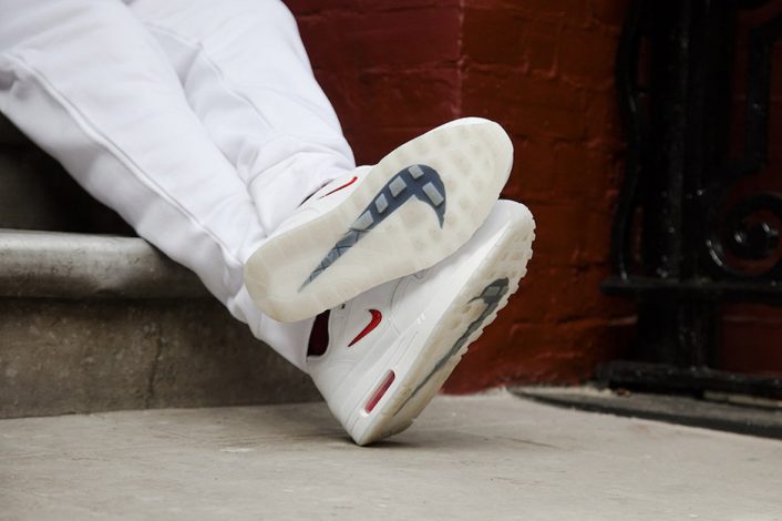 jewel swoosh air max 1