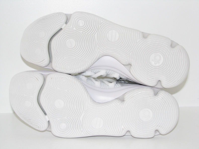 Nike KD 10 White Chrome 897815-100 Release Date Outsole