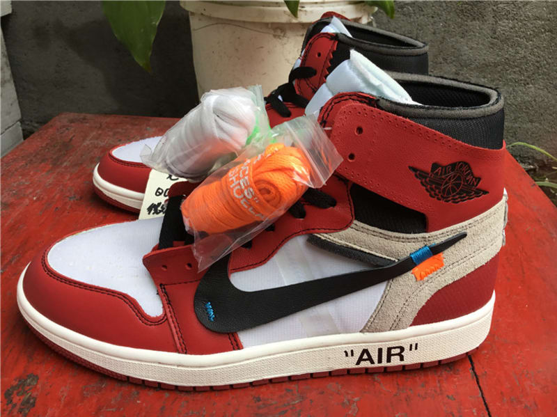 OFF-WHITE Air Jordan 1 Chicago Release 