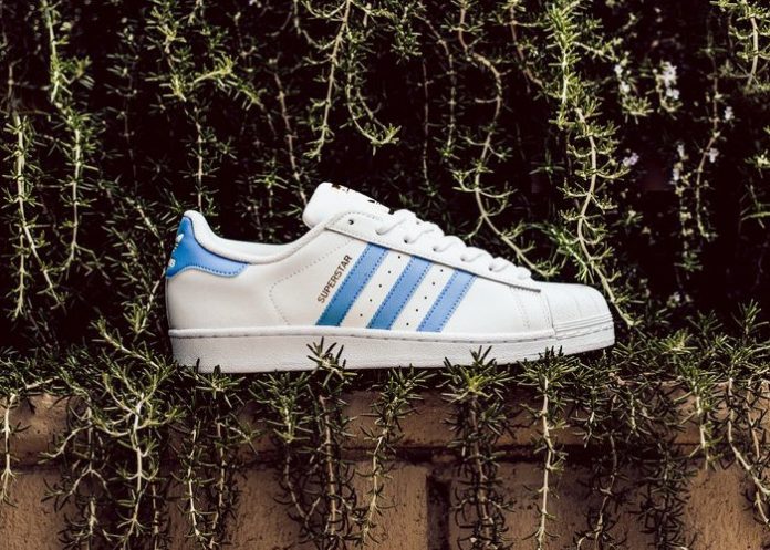 adidas superstar light