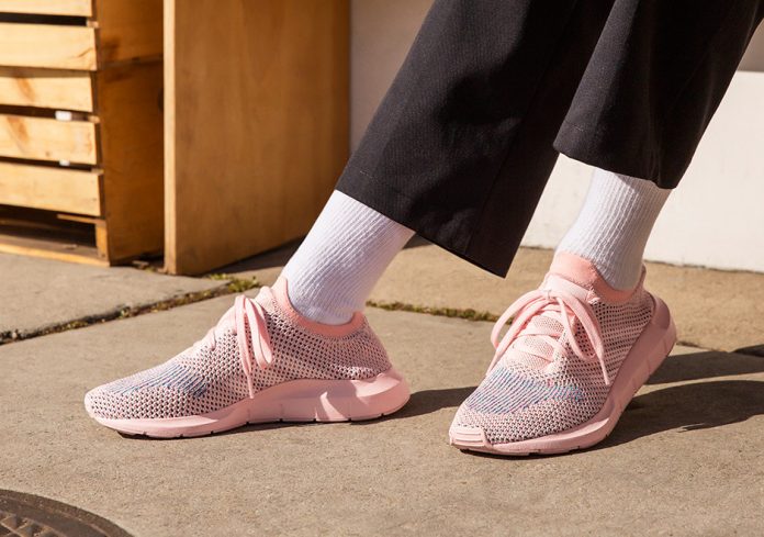adidas women's swift run pink