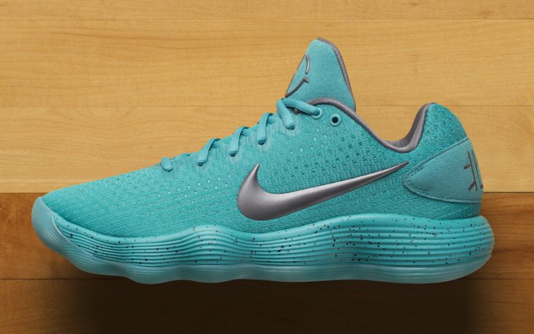hyperdunk 2019 low cut