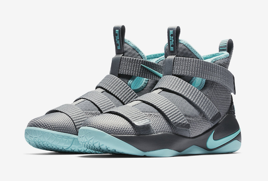 Nike LeBron Soldier 11 GS 918369-003