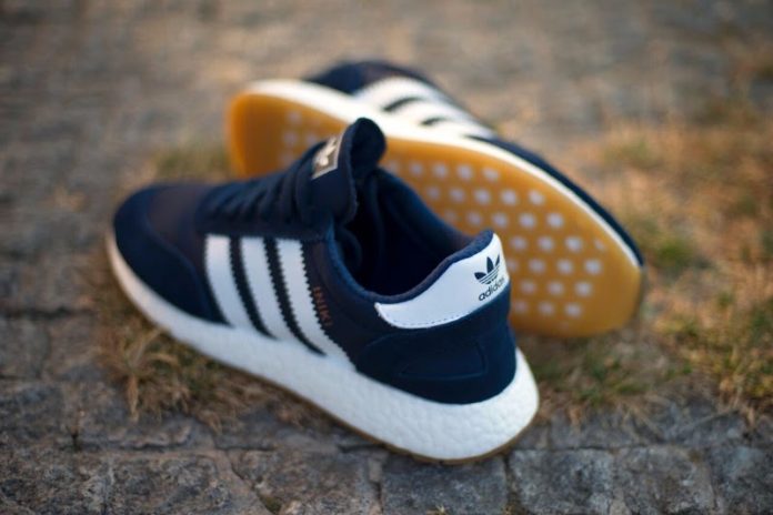 adidas-iniki-runner-navy-gum-3 adidas Iniki Runner Navy Gum