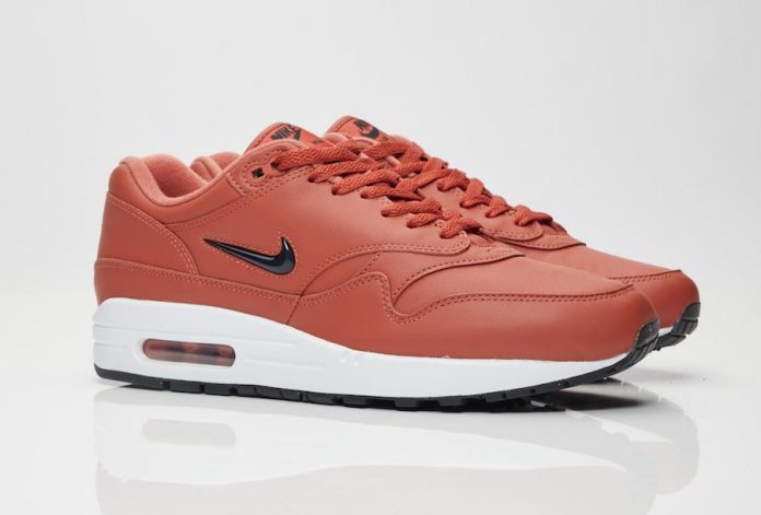 air max 1 dusty peach