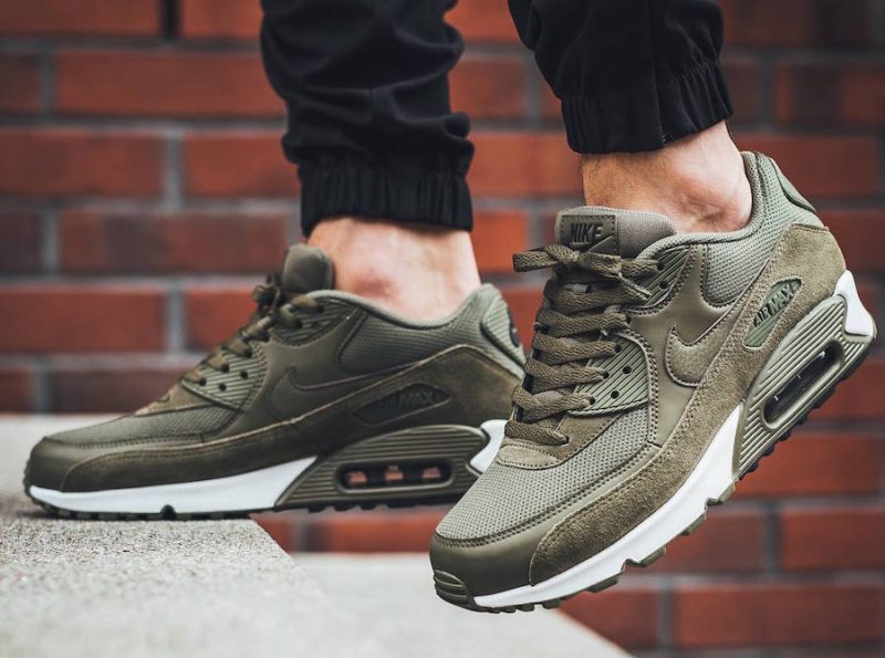 nike air max 90 essential medium olive