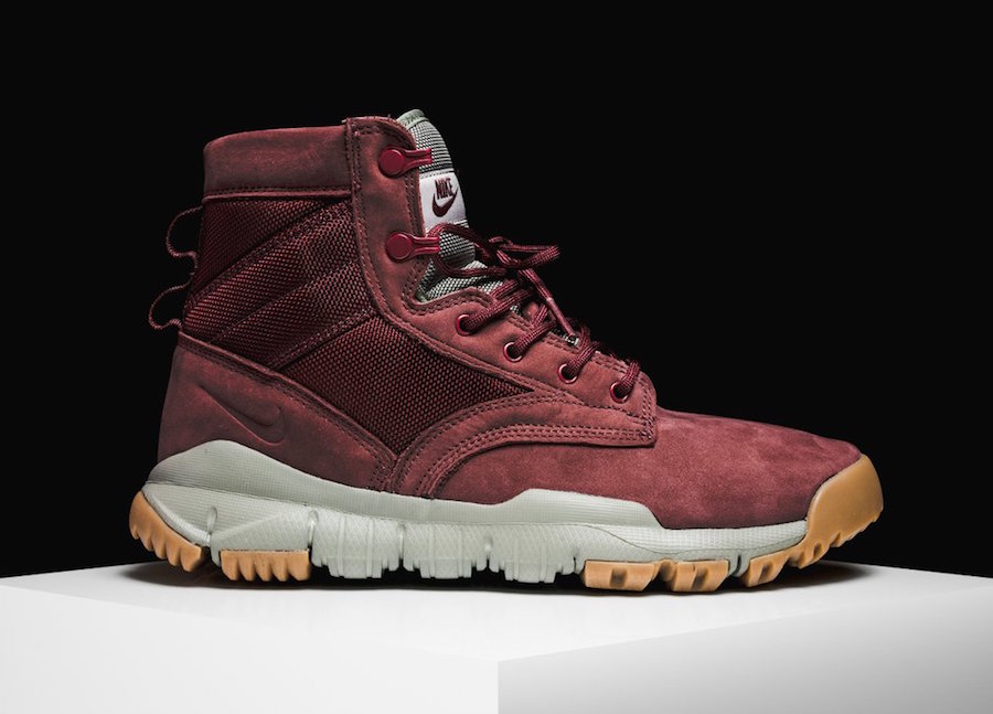 Nike SFB Field Leather Boot Team Red 862507-600