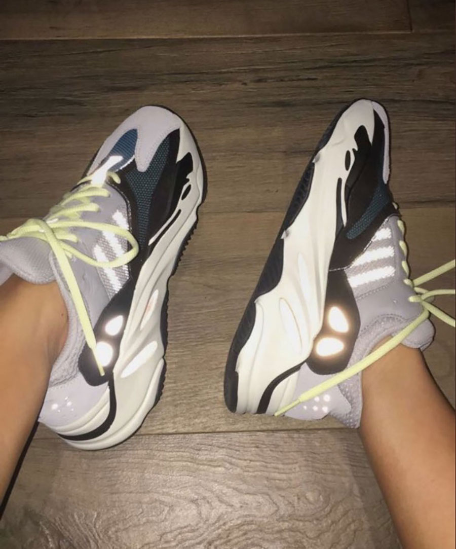 Yeezy 700 Sizing Reddit Top Lig Yeezy V2 Beluga Sur Pieds