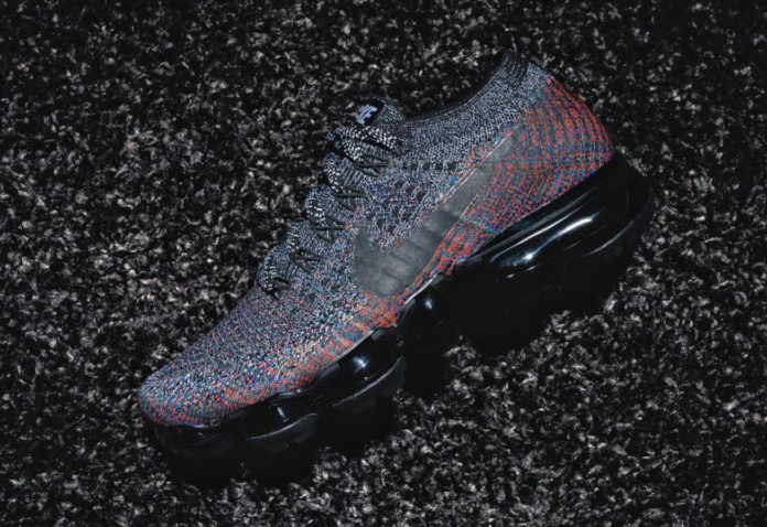 nike-vapormax-black-silver-blue-lagoon-849558-015-1 Nike Air VaporMax Black Metallic Gold Blue Lagoon 849558-015