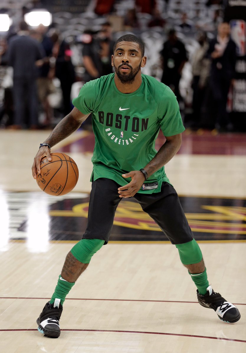 Nike Kyrie Hybrid Celtics Shoe