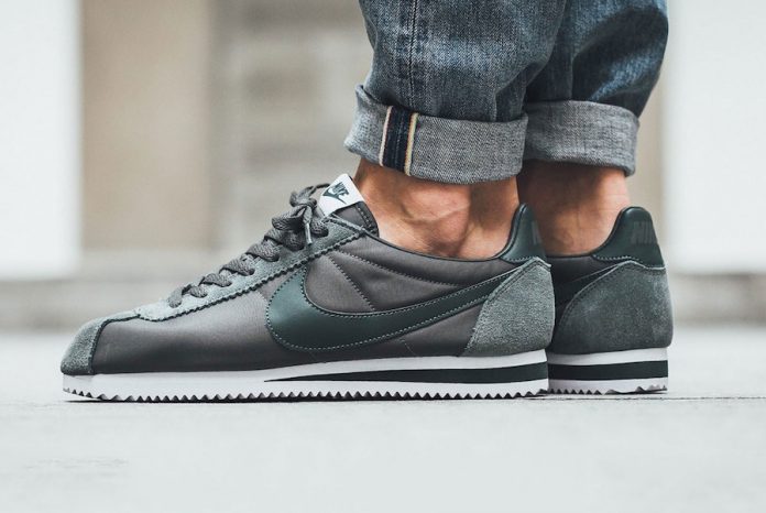 nike cortez vintage nylon