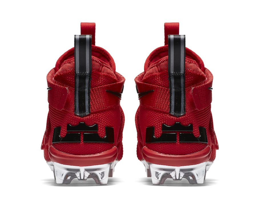 lebron soldier 11 cleats