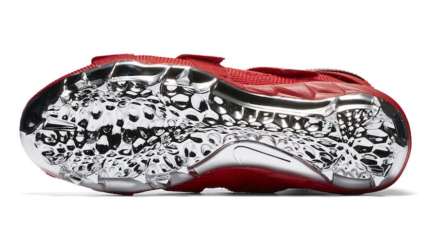 lebron soldier football cleats