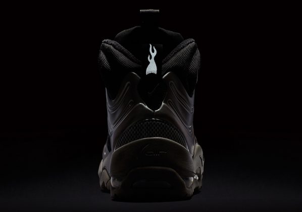 nike air bakin posite triple black