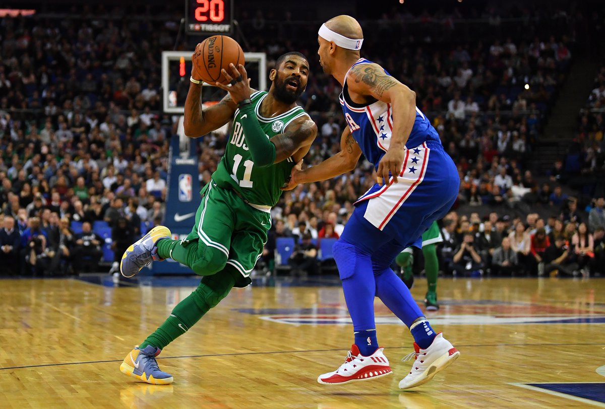 kyrie 4 on court