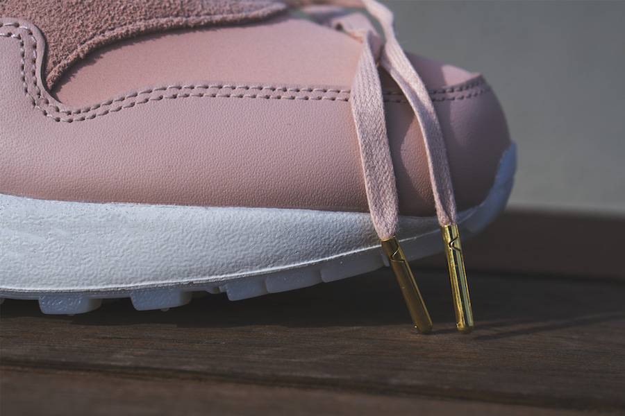 Nike WMNS Air Max 1 Premium Pink