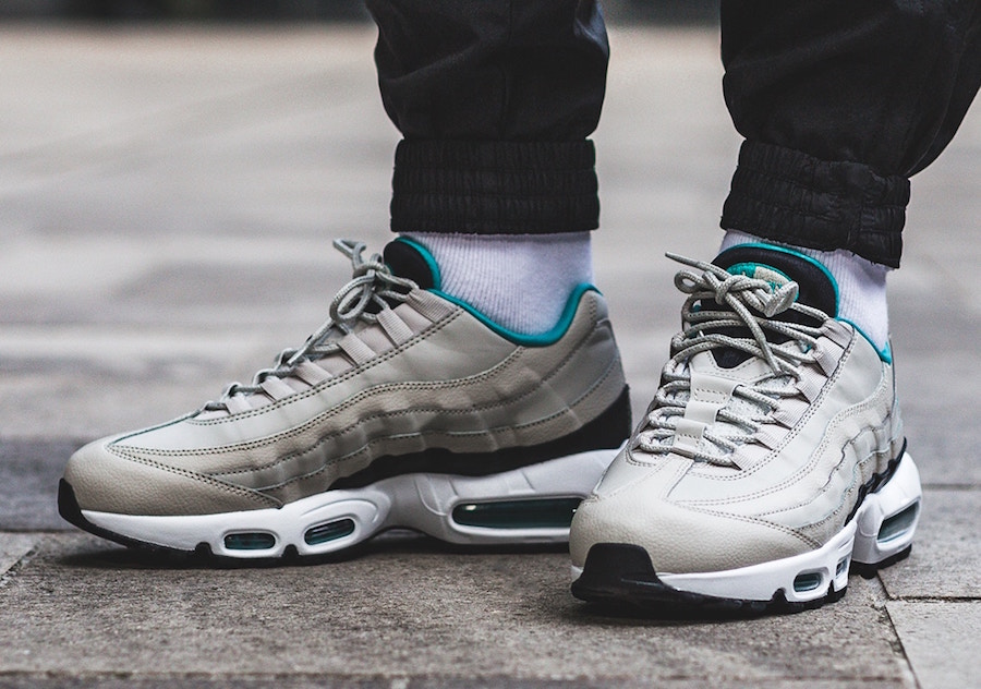 Nike Air Max 95 Essential Sport Turquoise 749766-027