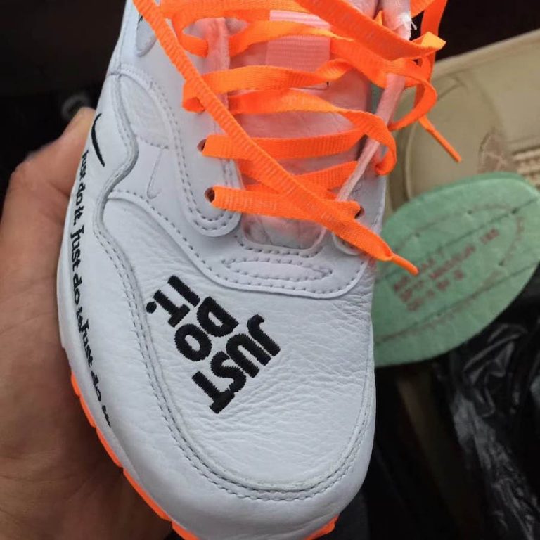 womens air max 1 just do it