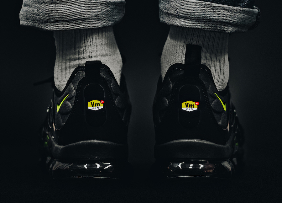 Post impresionismo ganancia Maduro Nike Air VaporMax Plus Black Volt 924453-009 - Sneaker Bar Detroit