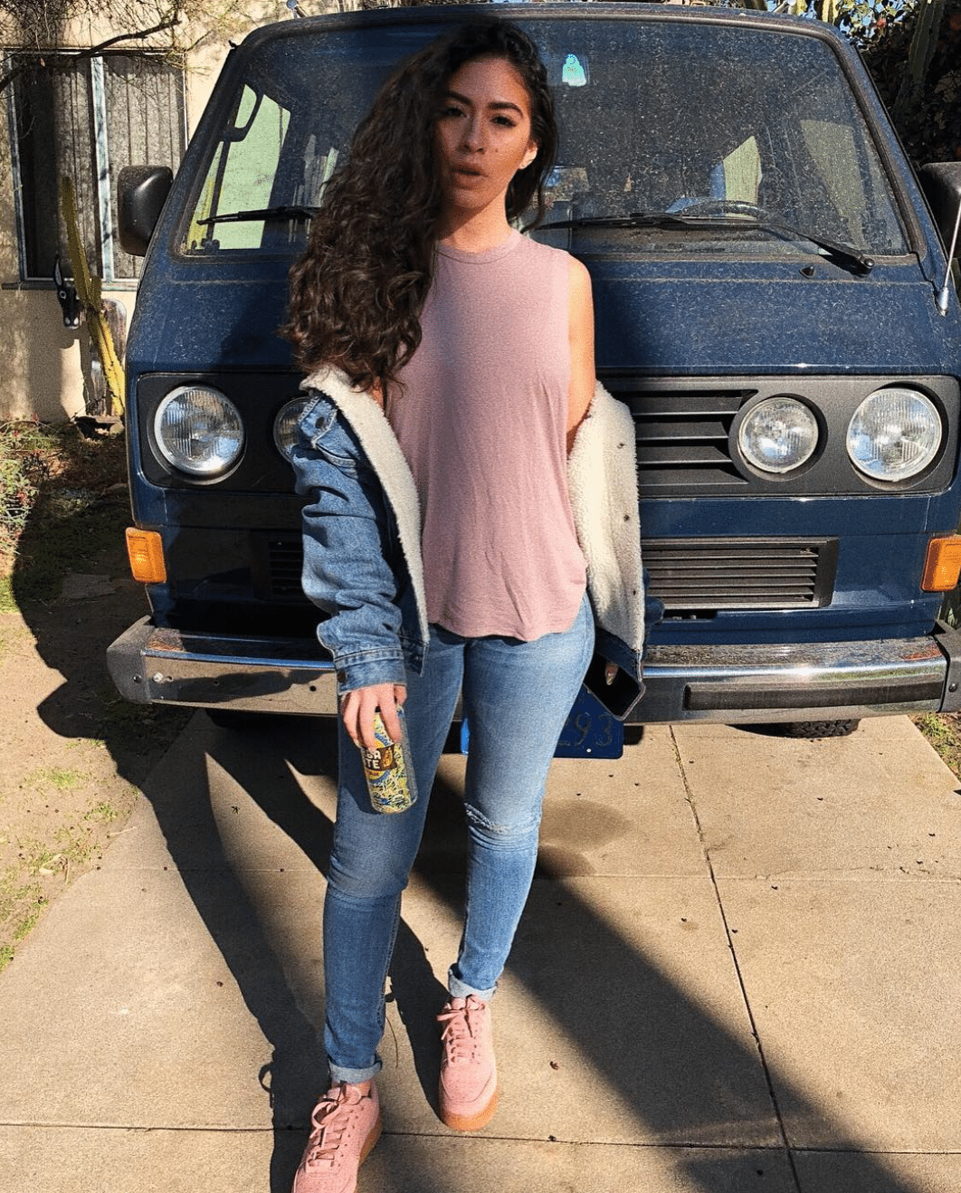 air force 1 outfit girl