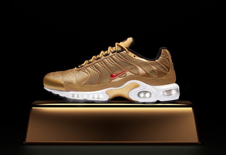 nike air max plus gold