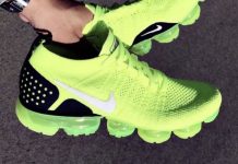 vapormax plus red shark