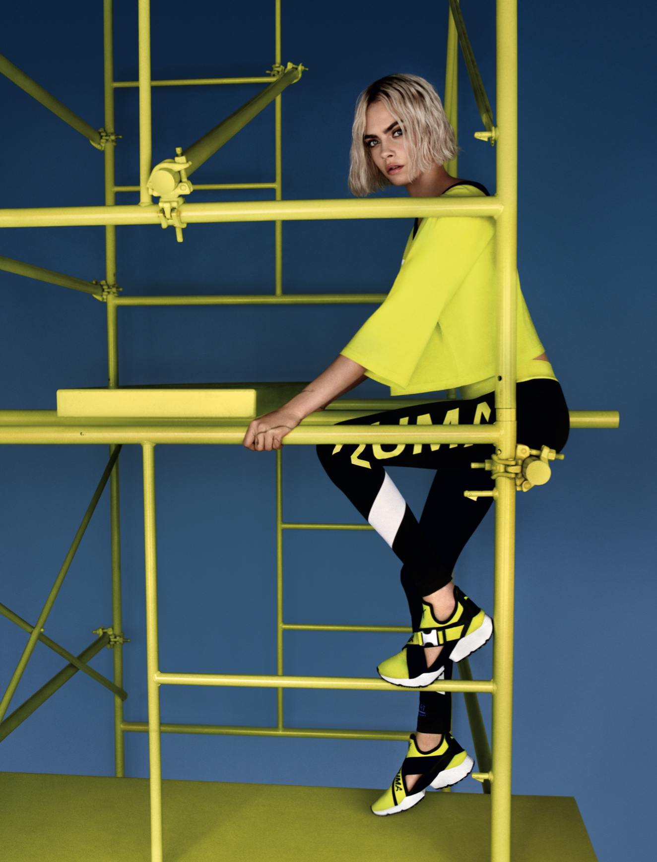 PUMA Muse Cut-Out Neon