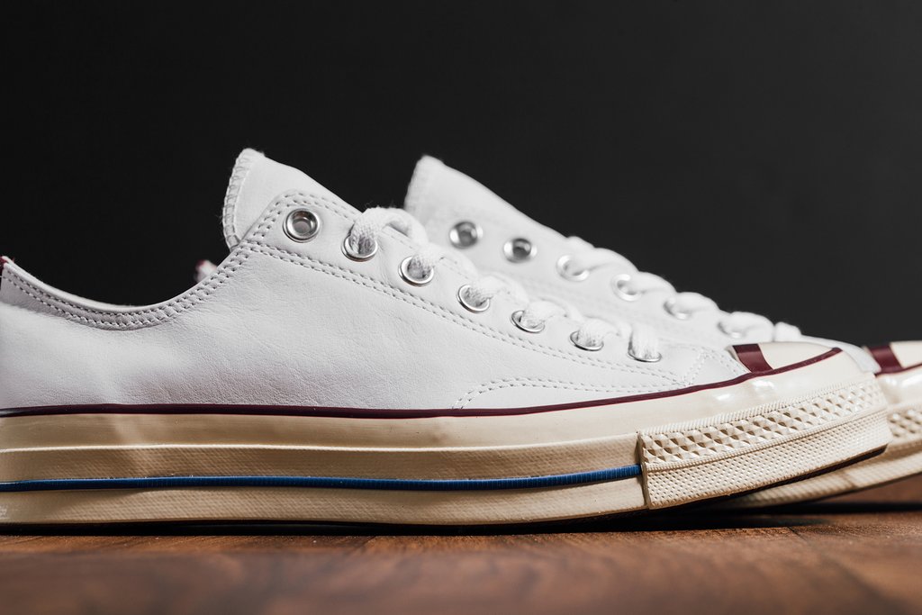Converse Chuck Taylor Low Leather Pack