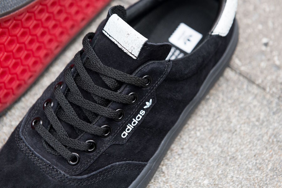 Diver tar Torches adidas Skateboarding 3MC Release Date - Sneaker Bar Detroit