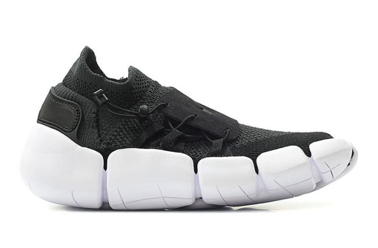 Nike Footscape Flyknit DM Black White AO2611-005 - Sneaker Bar Detroit