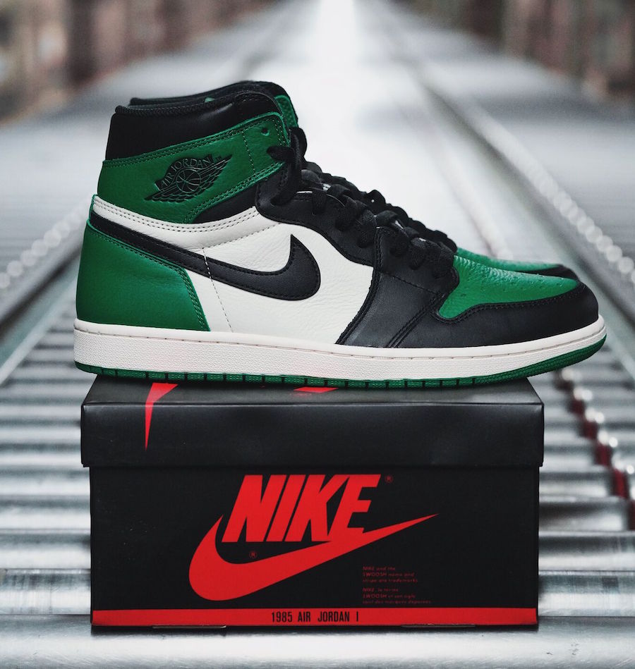 Air Jordan 1 Pine Green 555088-302 Release Date - Sneaker Bar Detroit