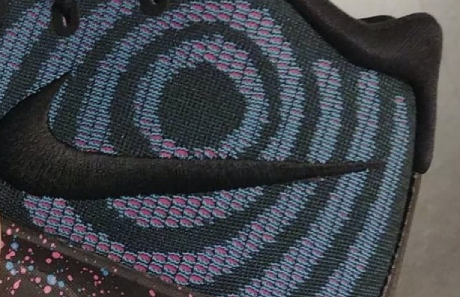 Nike Kyrie 4 Laser Fuchsia Release Date Nike Kyrie 4 Laser Fuchsia