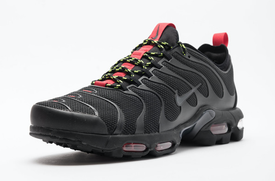 black and red air max tn