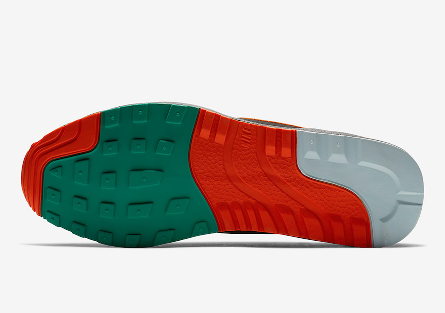 Nike Air Safari Supreme Tech Pack AO3298-002 Release Date
