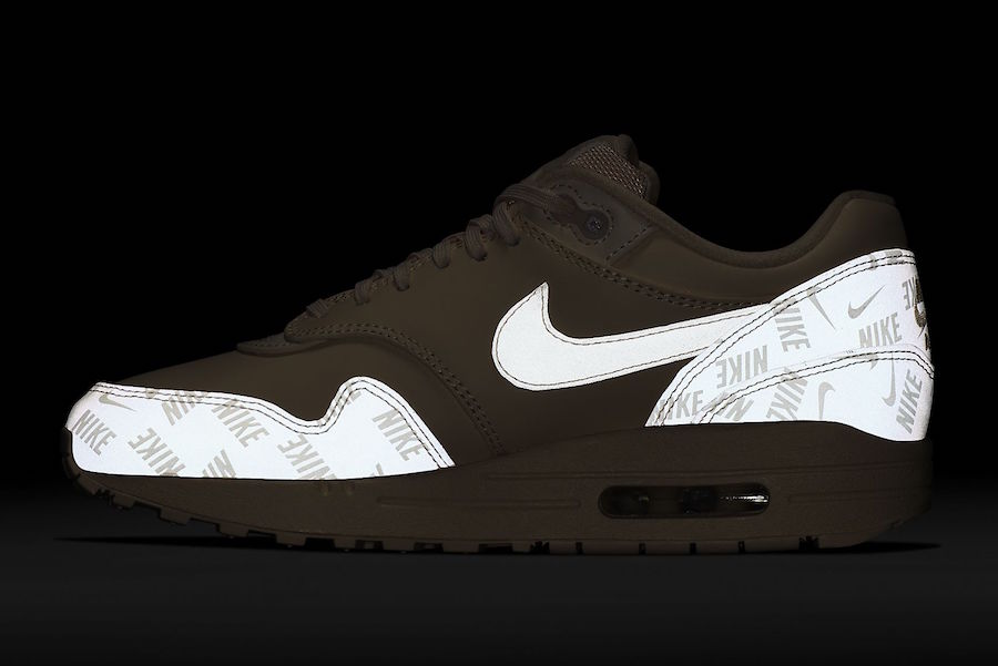 nike air max guava ice glow in the dark