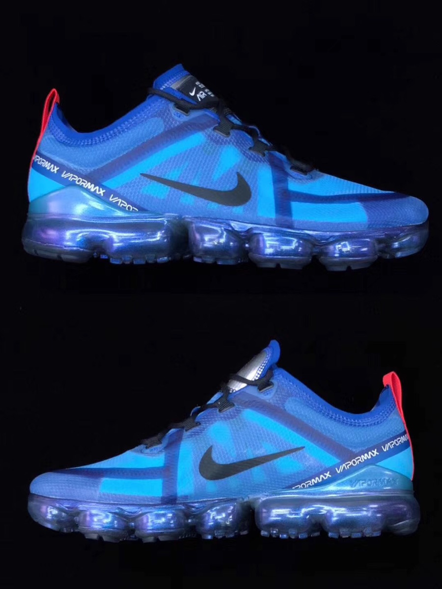 nike air vapormax 2019 blue and white