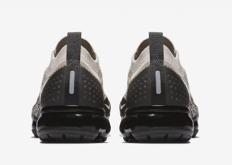 nike air vapormax moc 2 moon particle