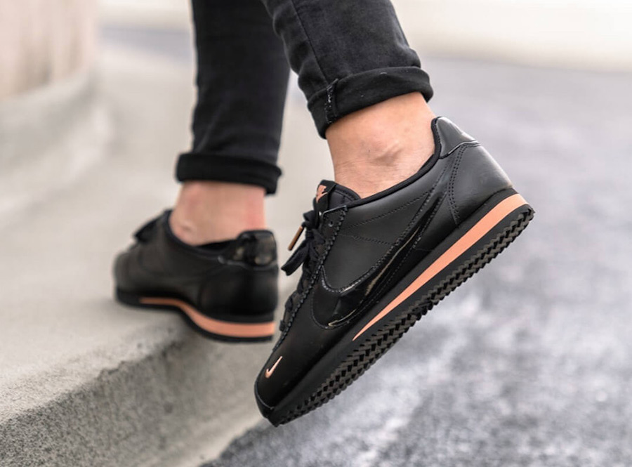 nike black and rose gold cortez