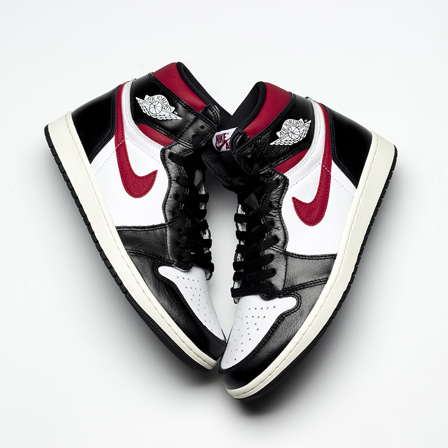 Air Jordan 1 Black White Gym Red 5550 061 Release Date Sbd