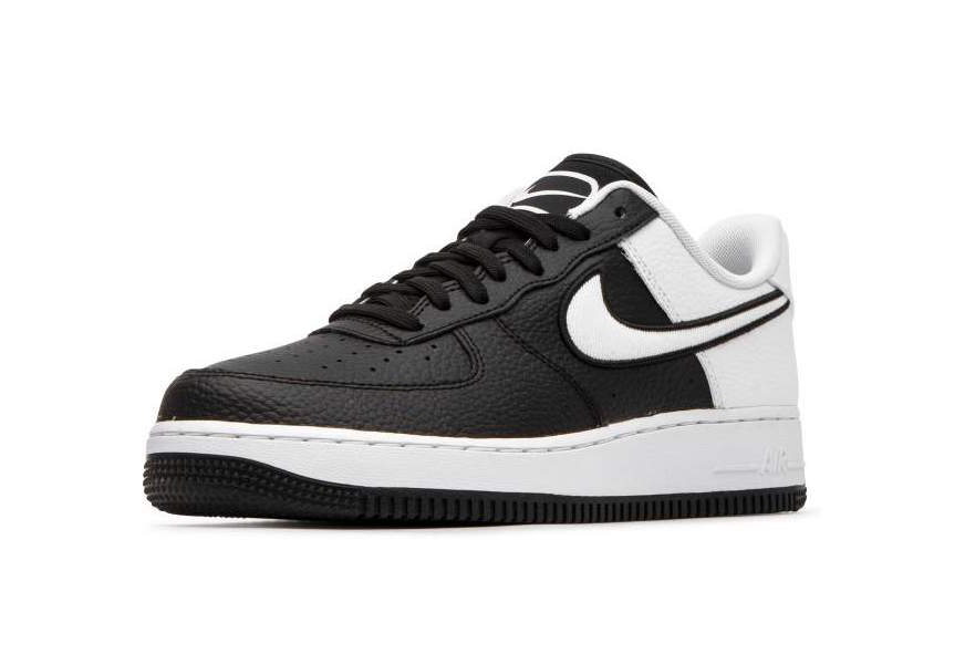 air force one black and white