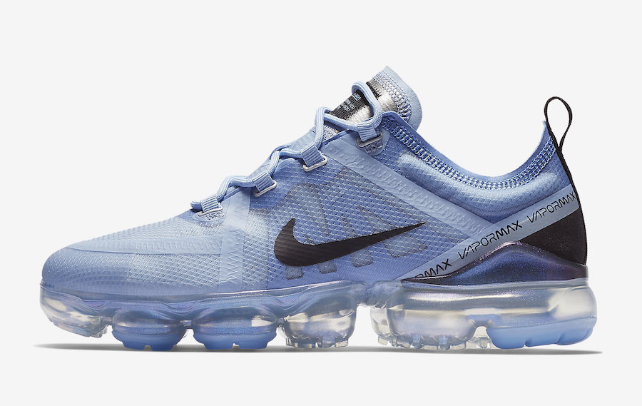 nike air vapormax 2019 white and blue