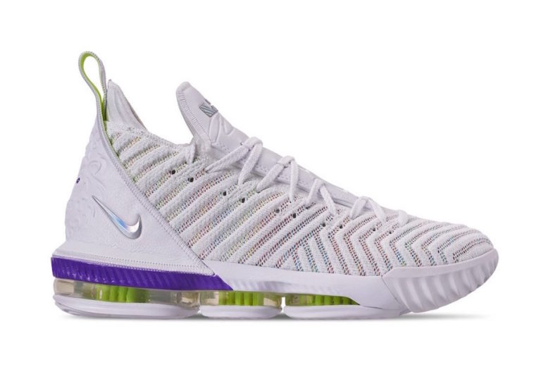 lebron 16 low buzz lightyear