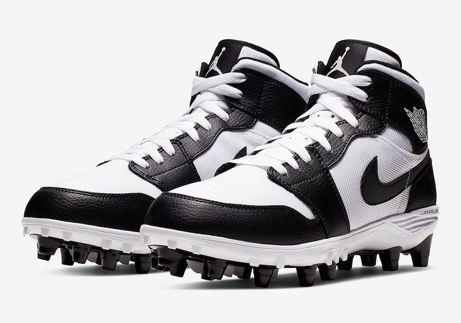 black jordan 1 cleats