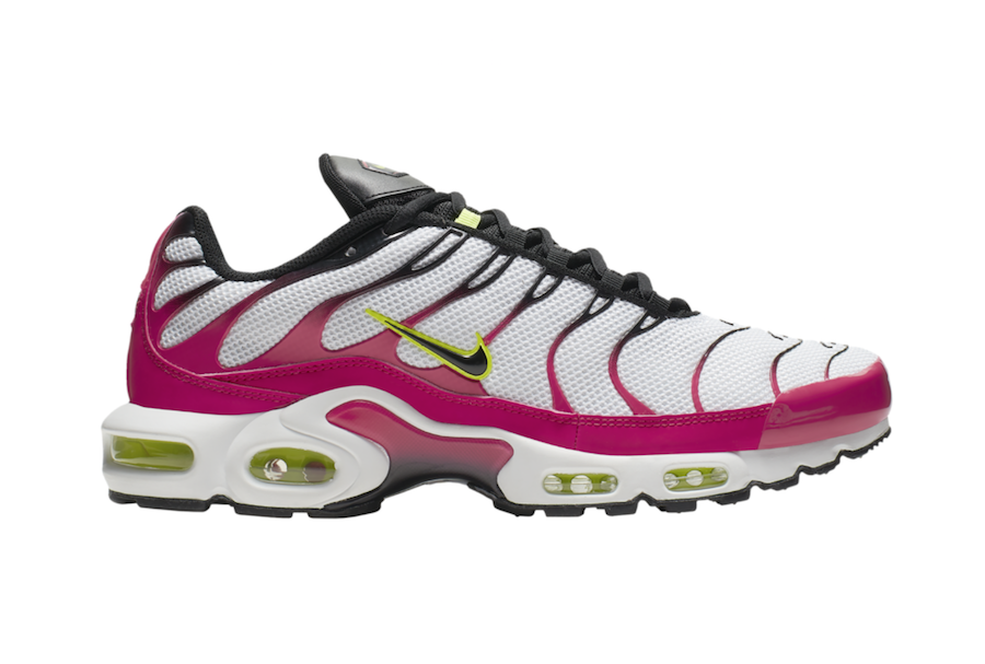 green and pink air max plus