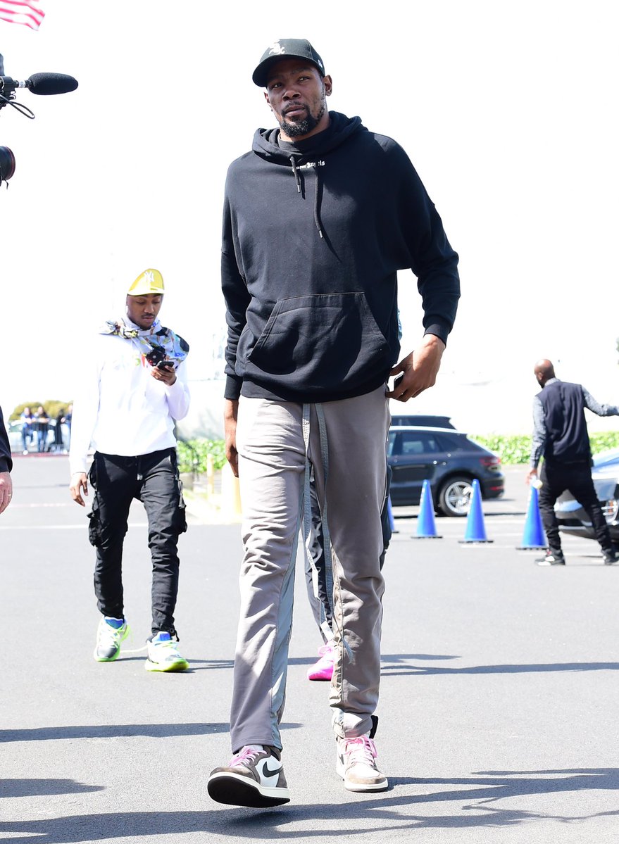 Kevin Durant Wears Travis Scott Air Jordan 1 Sneakers - Sports