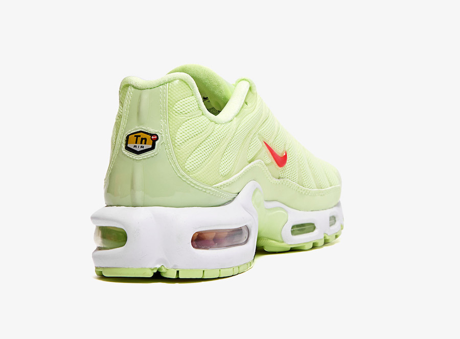 Nike Air Max Plus Barely Volt CI9090-700 Release Date